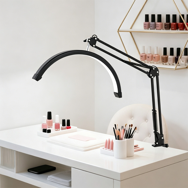 Lampa doświetlająca z mocowani – Hair Care In Salon recenzja i cena